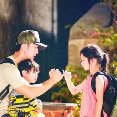 吴尊与阿尔及利亚疫情下的观察与评价，深度剖析